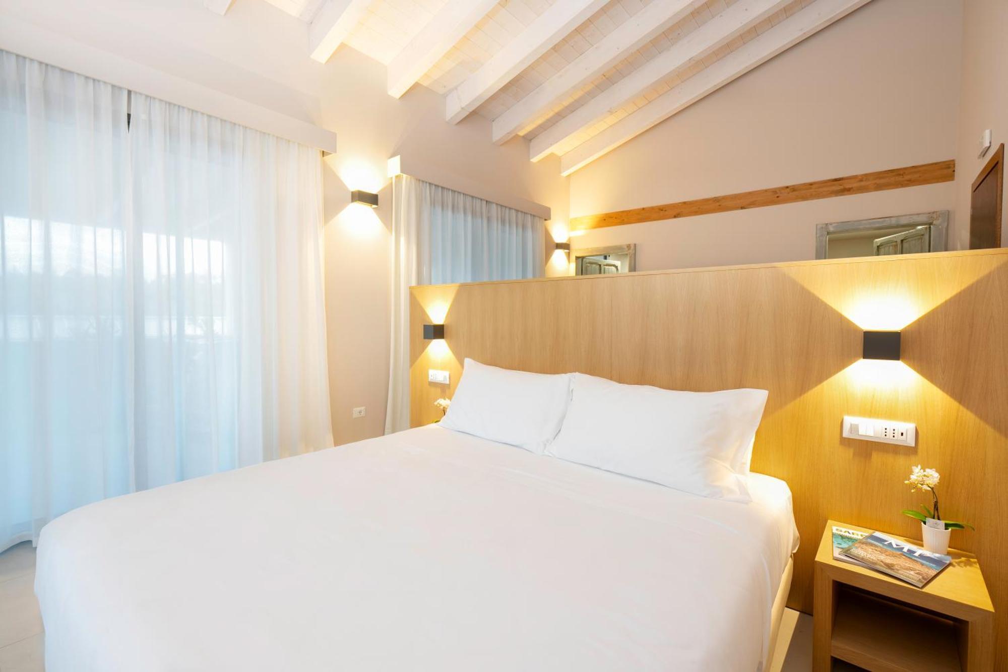 Ros'E Mari Green Home Hotel Oristano Luaran gambar